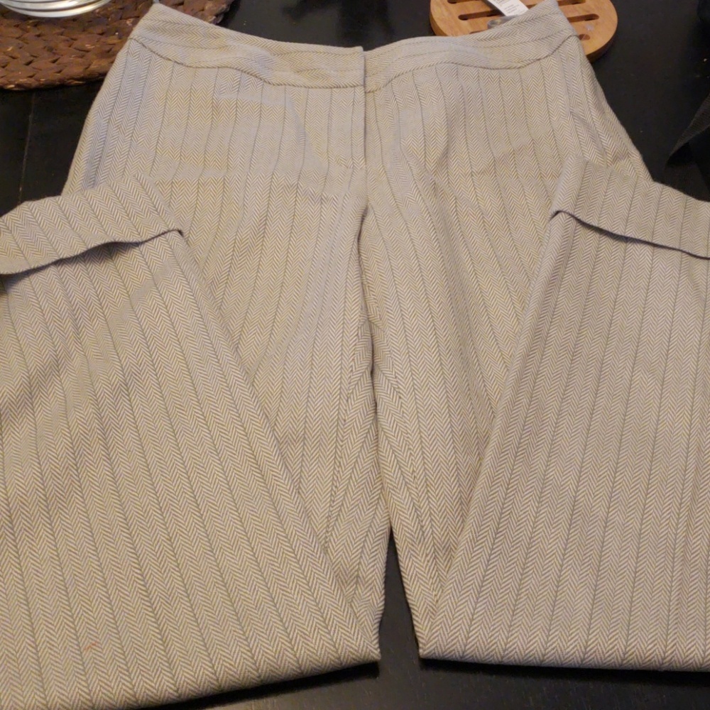 Brand new Jones Wear dress pants